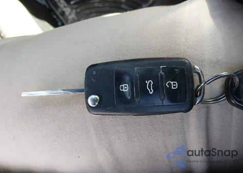 2017 Volkswagen Passat 1.8T R-Line из США, поврежденный, VIN 1VWDT7A3XHC011749